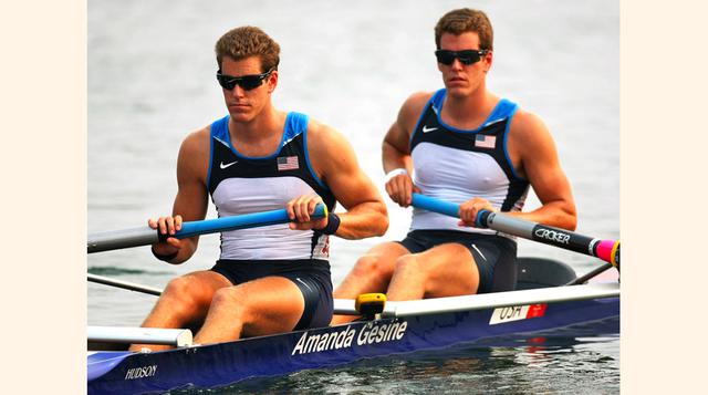 Fue acusado de robarle la idea de Facebook a los hermanos Tyler y Cameron Winklevoss. (Foto: Eonline.com)