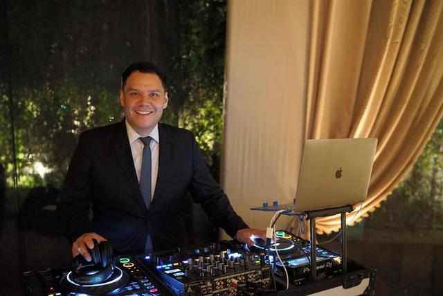 DJ JUK. Recibió ocho propuestas en estas fechas.