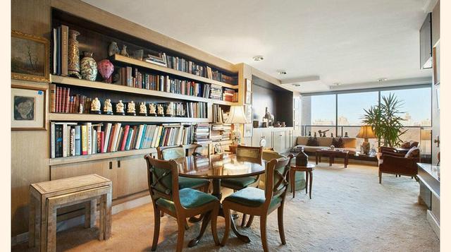 El penthouse cuenta con tres plantas y más de 325 m2 de espacio habitable. (Foto: Douglas Elliman Real State)