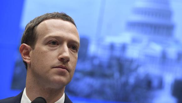 El fundador de Facebook, Mark Zuckerberg, respalda las medidas de confinamiento para evitar un mayor número de contagios. (Foto: AFP)