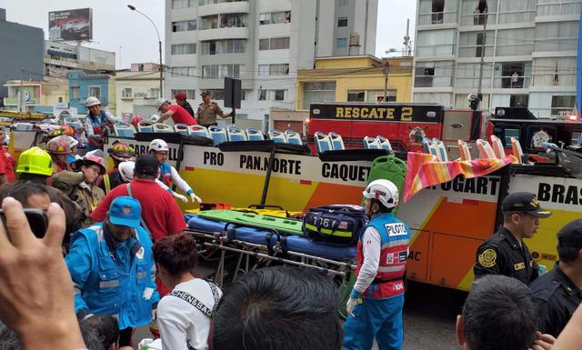 El bus habría estado haciendo una carrera con otro vehículo. (Foto: Óscar Guerrero/GEC)
