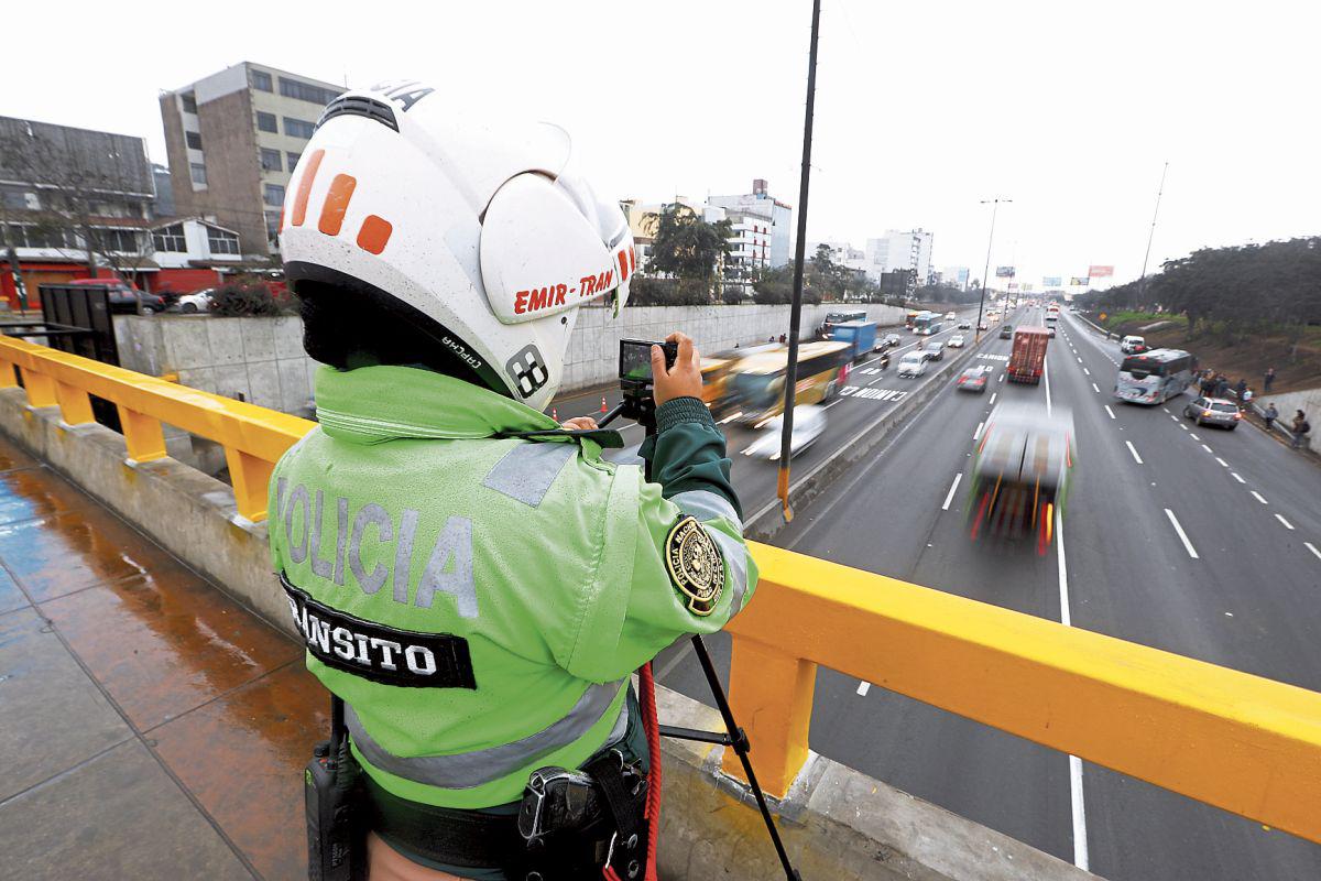 Las medidas que restringen un derecho fundamental como el de libre tránsito, deben ser de última instancia. (Foto: GEC)