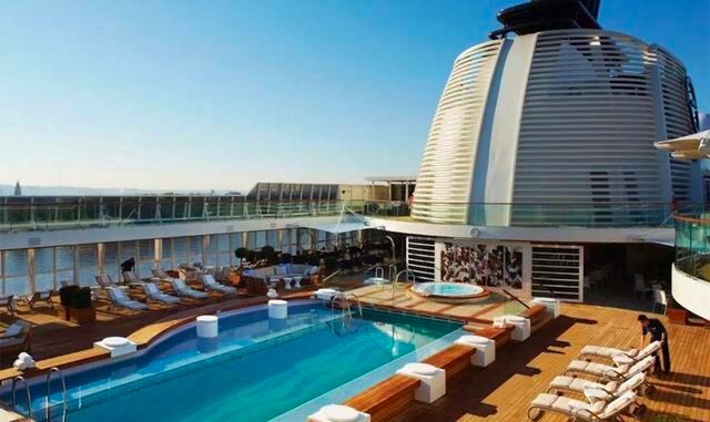 El barco cuenta con WiFi, médicos a bordo e incluso un profesor de pilates. (Foto: Mega ricos)