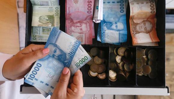 El ministro de Hacienda, Ignacio Briones, afirmó que esta depreciación del peso chileno "es una señal de inquietud" que el Gobierno está siguiendo atentamente. (Foto: Reuters)