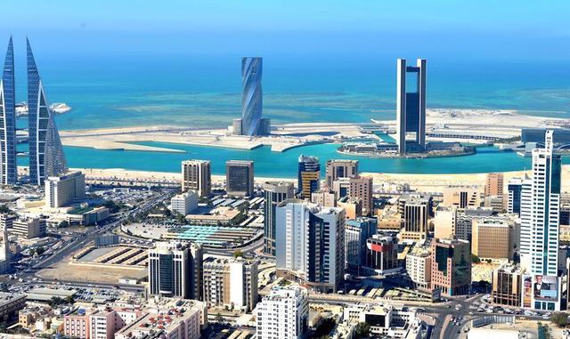 Foto 6 | Bahrain ► El estado soberano insular asiático situado en la costa este del golfo Pérsico tiene a 1,963 personas por km2.