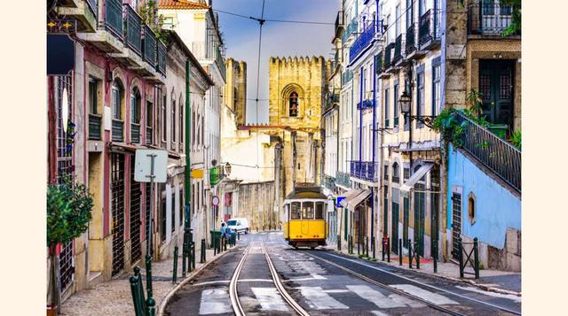 Lisboa (Portugal). Un tranvía recorre las calles de Lisboa. (Foto: msn)