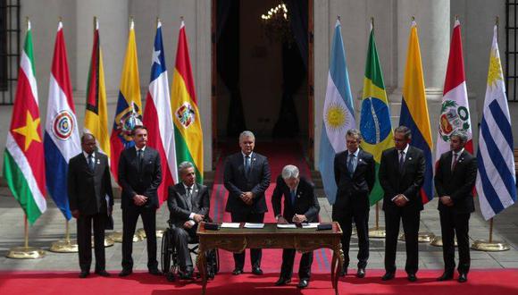 Presidentes de Sudamérica firmando declaración de Santiago para crear el Prosur. ((Foto: EFE)