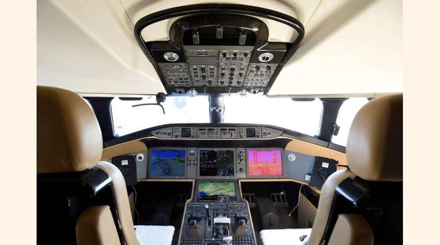 FOTO 6 | En un espacio de tanto lujo no podía faltar un hueco para el servicio. Los pilotos y el resto de personal de cabina también tienen su espacio para relajarse y descansar. Además de contar con herramientas de primer nivel para realizar su trabajo.