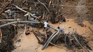 La destrucción de los bosques de Madre de Dios por la minería ilegal