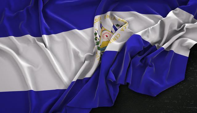 FOTO 13 | El Salvador. Puntaje total: 5.96. Ranking global: 77. Tipo de régimen: Régimen híbrido. (Foto: Freepik)