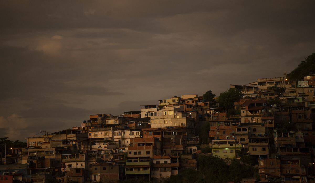 Land and bureaucracy, pitfalls in the face of homelessness in Latin America