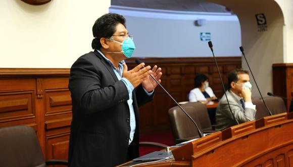 El congresista Rennán Espinoza cuestionó que se haya negado el voto de confianza a Pedro Cateriano. (Foto: Congreso)