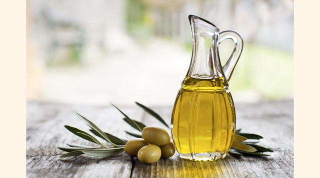 Aceite de oliva virgen extra. Su consumo diario te ayuda a mantenerte en un estado físico óptimo. Contiene una gran cantidad de polifenoles, antioxidantes con propiedades beneficiosas para el sistema cardiovascular. Además tiene vitaminas A y E beneficios
