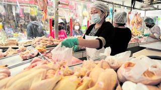 Pollo, huevo, fideos y harinas sin IGV: Gobierno presentará proyecto para exonerarlos de impuesto