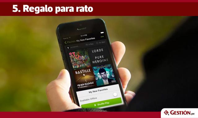 FOTO 5 | 5. Regalo para rato

Conseguirle a su colega una suscripción anual para algo que le guste es similar a darle un regalo ¡todos los meses del año! Para el empleado que ama la música o las películas, una suscripción a algún servicio de streaming sería el paraíso (sin olvidar a los amantes de los videojuegos). Internet hace posible tener acceso a servicios que antes parecían imposibles de alcanzar en el país.