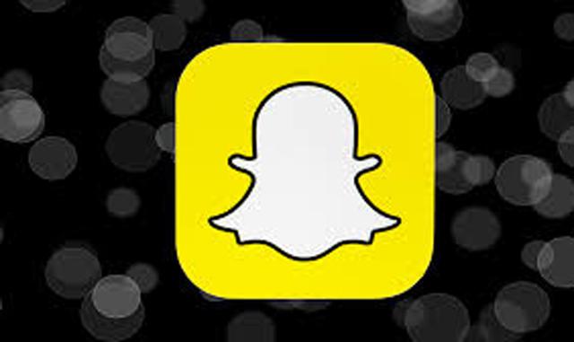 FOTO 16 | 16.- Snapchat: La  red social para compartir mensajes multimedia cuenta con 255 millones de usuarios activos.


.


.