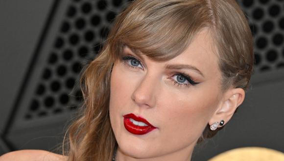 La cantante estadounidense Taylor Swift durante la ceremonia de los Grammy en enero de 2024 (Foto: AFP)