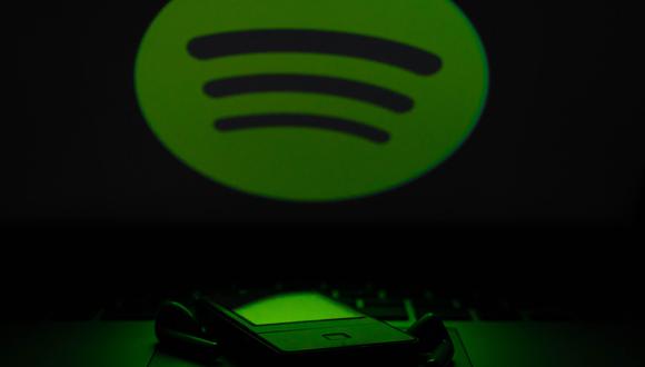 Spotify comentó que la cuota de horas de consumo global de podcasts en su plataforma alcanzó un máximo histórico y que amplió sus suscripciones de pago a podcasts a 33 mercados más y habilitó podcasts para los usuarios de Rusia, Egipto y Arabia Saudita. (Foto: Reet Talreja/Unsplash)