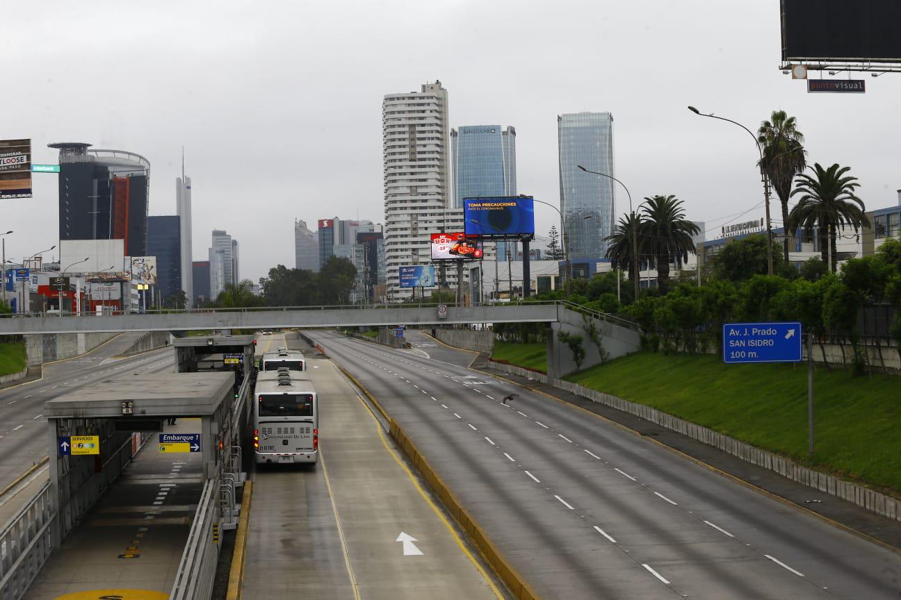 Desde las 8:00 p.m. de ayer rige la inmovilización social obligatoria. (Foto: GEC)