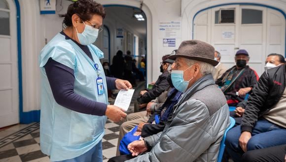 EsSalud brinda cerca de 4 mil consultas médicas al mes a maestros jubilados en centro médico ANCIJE