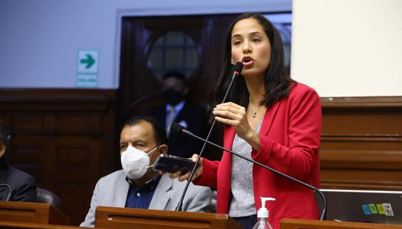 Bazán Narro añadió que esta decisión “le costaría” el respaldo de las bancadas de Renovación Popular y Avanza País. (Foto: Congreso)