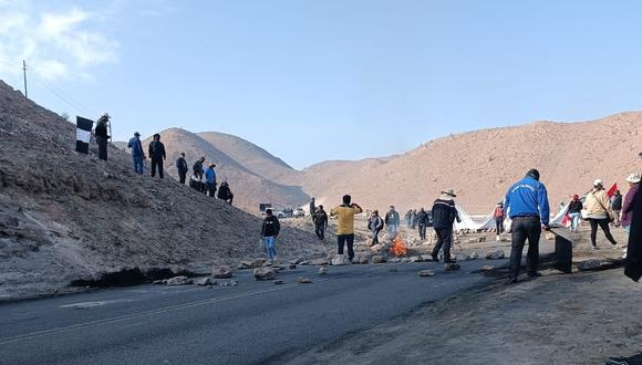Bloqueos de carreteras continúan en vías de Puno y nueve provincias son afectadas debido a protestas.| Foto: GEC