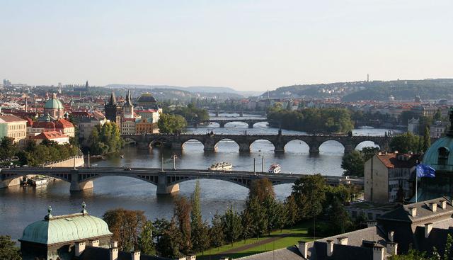 5. Praga, Republica Checa: El centro histórico de esta ciudad fue declarado Patrimonio Universal por la UNESCO, debido a la riqueza de su cultura. (Wikipedia Creative Commons)