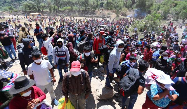 Eran centenares de ciudadanos. (Foto: Hugo Curotto/GEC)
