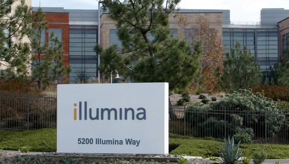 FOTO DE ARCHIVO: Las oficinas de la compañía de secuenciación de genes Illumina Inc se muestran en San Diego, California, el 11 de enero de 2016. REUTERS/Mike Blake/Foto de archivo