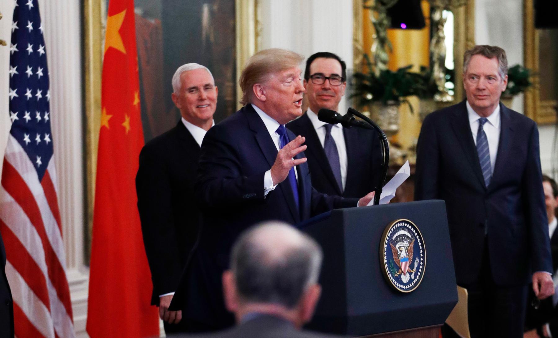 Estados Unidos y China firmaron este miércoles el acuerdo de "Fase uno" para poner fin a la guerra comercial. (Foto: AP)