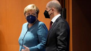 Alemania: Merkel y Scholz intentan movilizar a los electores en unos comicios impredecibles