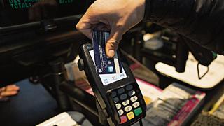 En dos años el 100% de tarjetas de crédito permitirá pagos sin contacto
