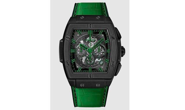 Hublot. Spirit of Big Bang All Black. Es mejor que vayamos acostumbrándonos a la caja "tonneau" (tonel) de esta colección, porque cada vez va a ser más habitual en el catálogo de la manufactura Hublot. Está realizada en cerámica negra, diámetro 