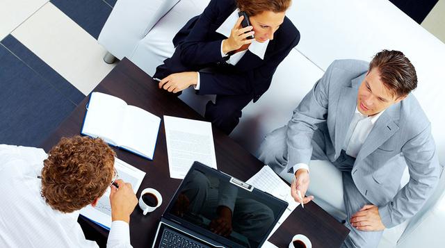 ·  Construya puentes. Para triunfar hay que matar al ego. Es importante reconocer puntos de vista distintos al propio y dejar de lado la arrogancia al momento de comunicarse. Es así como Paolo Gallo aconseja construir puentes en lugar de muros.