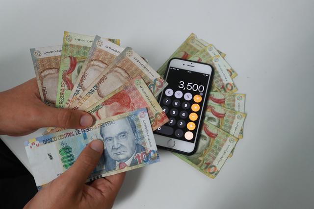 Los préstamos informales son ofrecidos por personas que se dedican a rentabilizar sus excedentes de dinero, imponiendo tasas elevadas. (Foto: GEC)