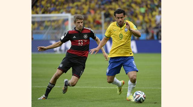 el partido en que Alemania goleó por 7 a 1 a Brasil reportó ser el evento deportivo con mayor interacción en la historia de Twitter, con 35.6 millones de ‘tuits’ durante el encuentro. (Foto: Getty)