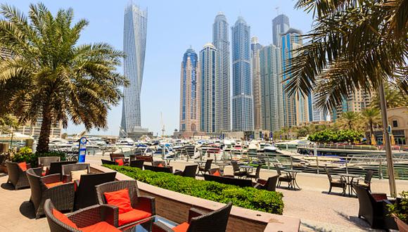 La denominada “Estrategia Libre de Papel de Dubái”, lanzada en 2018, se ha implementado en cinco fases que contemplaban la transformación de diversas agencias gubernamentales de este emirato. (Foto: Getty Images).