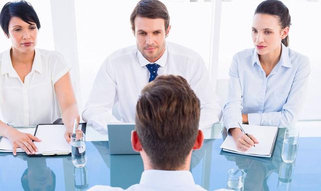 5. Soy un gran trabajador. ¡No me importa trabajar de noche y en los fines de semana!