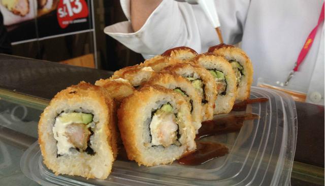4. Fried Roll: El engreído del restaurante Hanzo. Contiene langostino empanizado, palta, queso crema y también es empanizado por fuera. No debe dejar de probarlo. (Foto: Stephanie Stanbury)