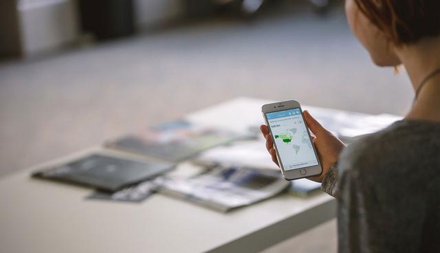 FOTO 8 | "Entender un trabajo -verificar un proyecto en busca de ajustes de último minuto y fallas menores- puede tomar mucho tiempo, pero las aplicaciones desarrolladas recientemente y las soluciones basadas en dispositivos móviles no solo introducen información más rápidamente, sino que significa un sistema sin papel que asegura que no se pierda información", continúa Penson. "La información puede ser leída de manera instantánea por otros en otras partes del sitio de construcción y en la oficina". (Foto: Pixabay)