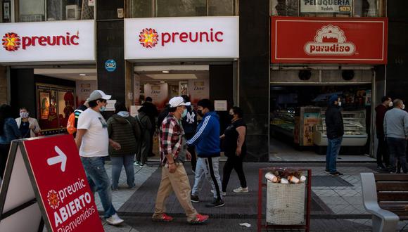 La economía de Chile se desplomó el 10,7 % en julio. (Foto: AFP)