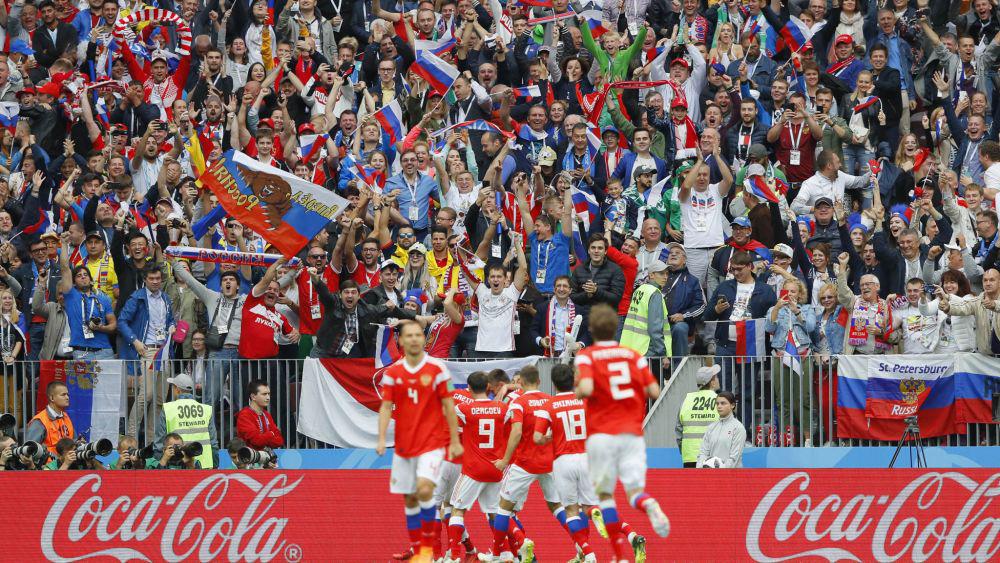 Rusia, donde el deporte más popular es el hockey sobre hielo, acoge este verano su primer un Mundial de fútbol. (Foto: FIFA)