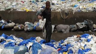 La prohibición más dura contra las bolsas de plástico se impuso en Kenia