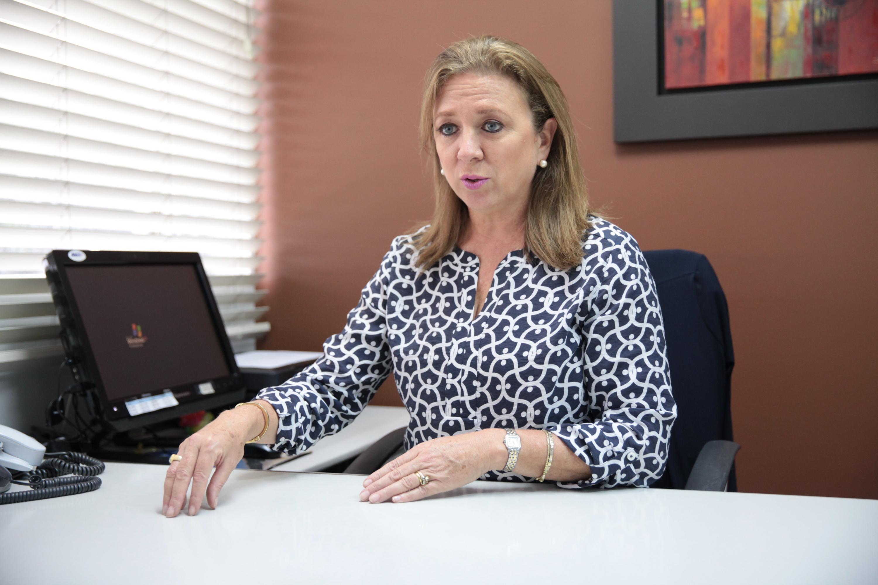 León afirmó que el gremio empresarial considera que el Ejecutivo no debe gobernar cediendo a "las amenazas y los chantajes y la violencia en general", sino del lado de la Constitución y la ley. (Foto: GEC)