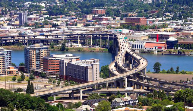 FOTO 10 | Estado: Oregon. Ubicación: Lake Oswego, OR 97034. Ingreso bruto ajustado en promedio: US$ 202,000. Cambio % en ingreso bruto ajustado entre 2010-2015: 44.5. Ranking nacional: 387. (Foto: posta.com.mx)