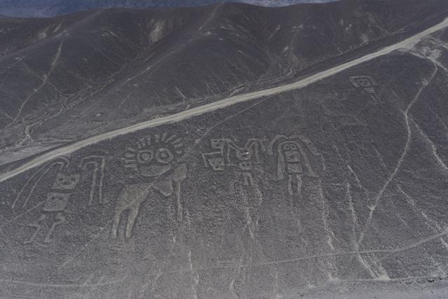 Foto 10 | Geoglifos de Llipata, es un conjunto de geoglifos donde resalta el Dios Oculado, una divinidad Paracas y que se aprecian desde la carretera Panamerica Sur. Foto: Cortesía/ Genry Emerson Bautista.