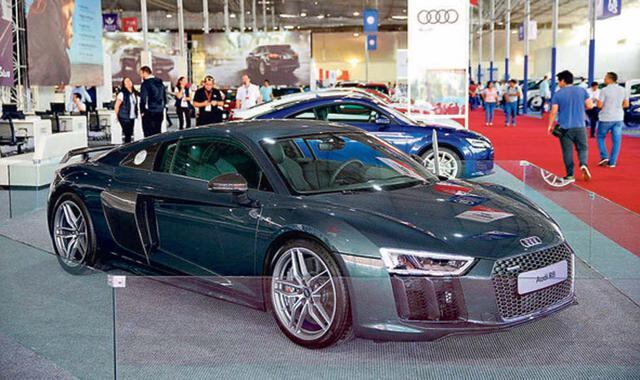 FOTO 2 | Audi R8. Cuenta con un motor V10 de 5.2 litros que genera 540 CV y tracción a las cuatro ruedas.