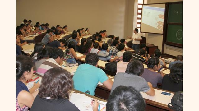 En categoría Multistakeholder. El primer puesto lo ocupa Graña y Montero - Programa Impulso a la innovación compartida que busca promover la transmisión del conocimiento en ingeniería.