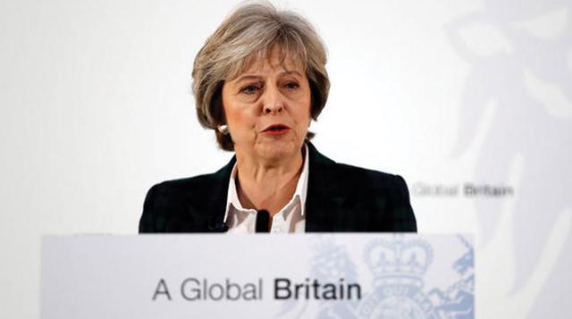 17 de enero de 2017. Theresa May anuncia que el Reino Unido saldrá del mercado único y de la unión aduanera.