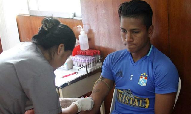 FOTO 7 | Pedro Aquino (1995), mediocampista del Lobos BUAP de México, tiene un valor de mercado de 425,000 euros  (Foto: Andina)